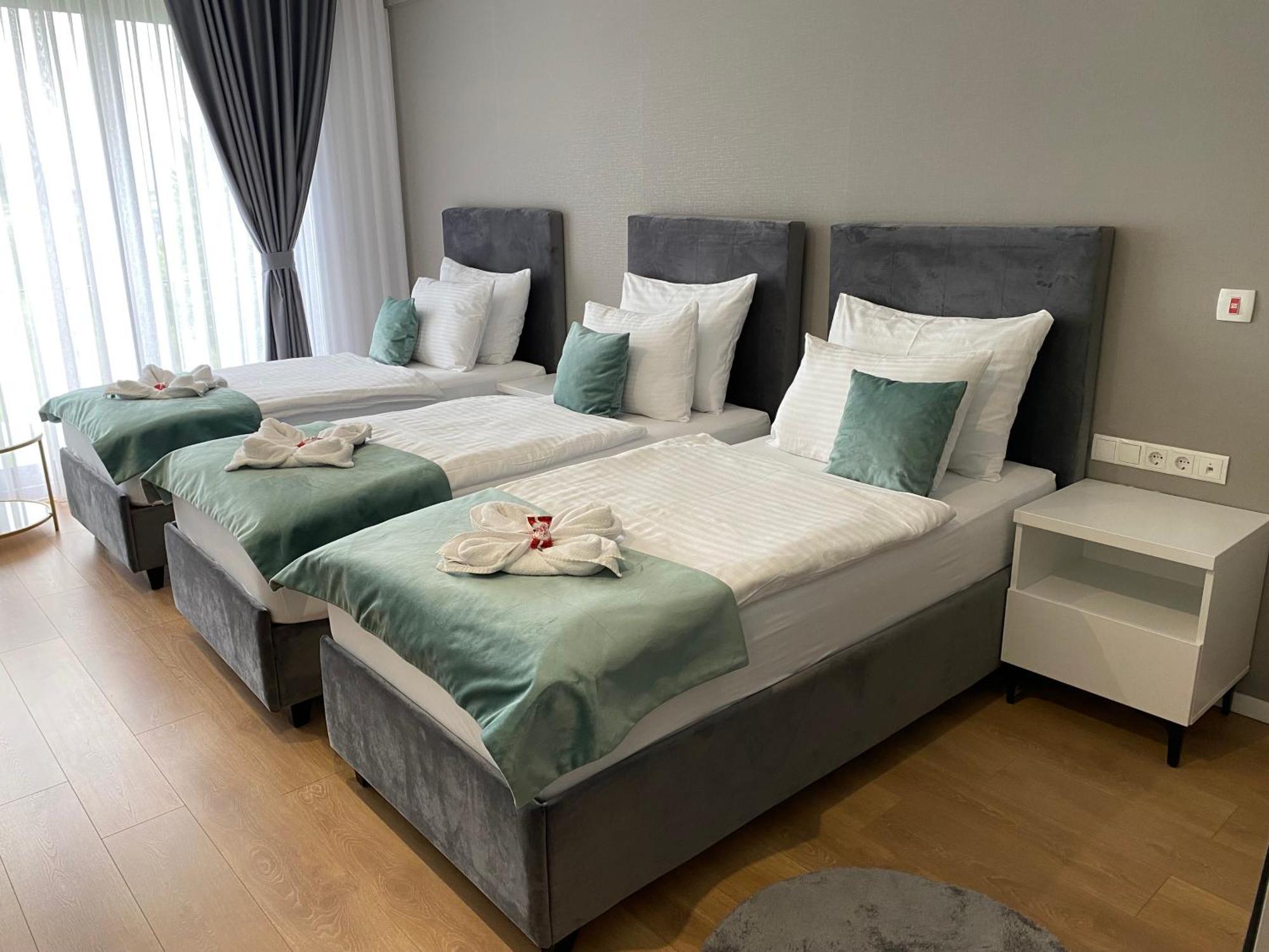 Hotel Gold Jet Bihac Exterior photo